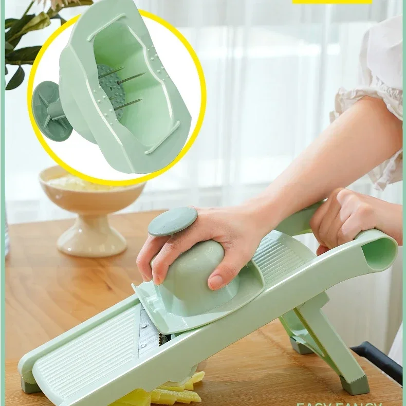 Foldable vegetable cutter